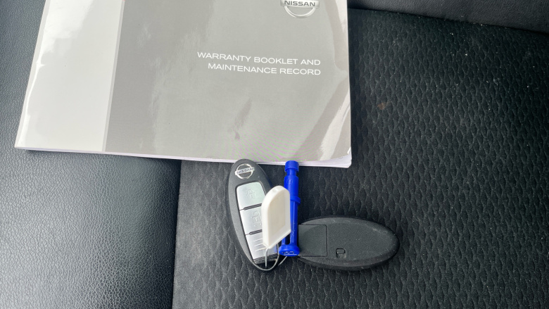 Nissan Qashqai 1.3 DiG-T Tekna 5dr Petrol Hatchback